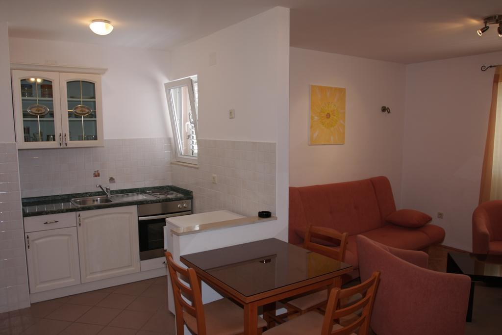 Apartments Ante Makarska Zimmer foto